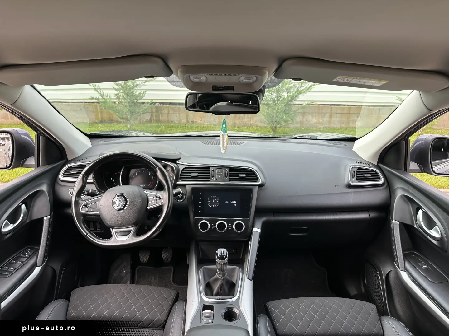 Renault Kadjar  echipare Intens  navigatie  garantie  rate