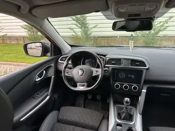 Renault Kadjar  echipare Intens  navigatie  garantie  rate