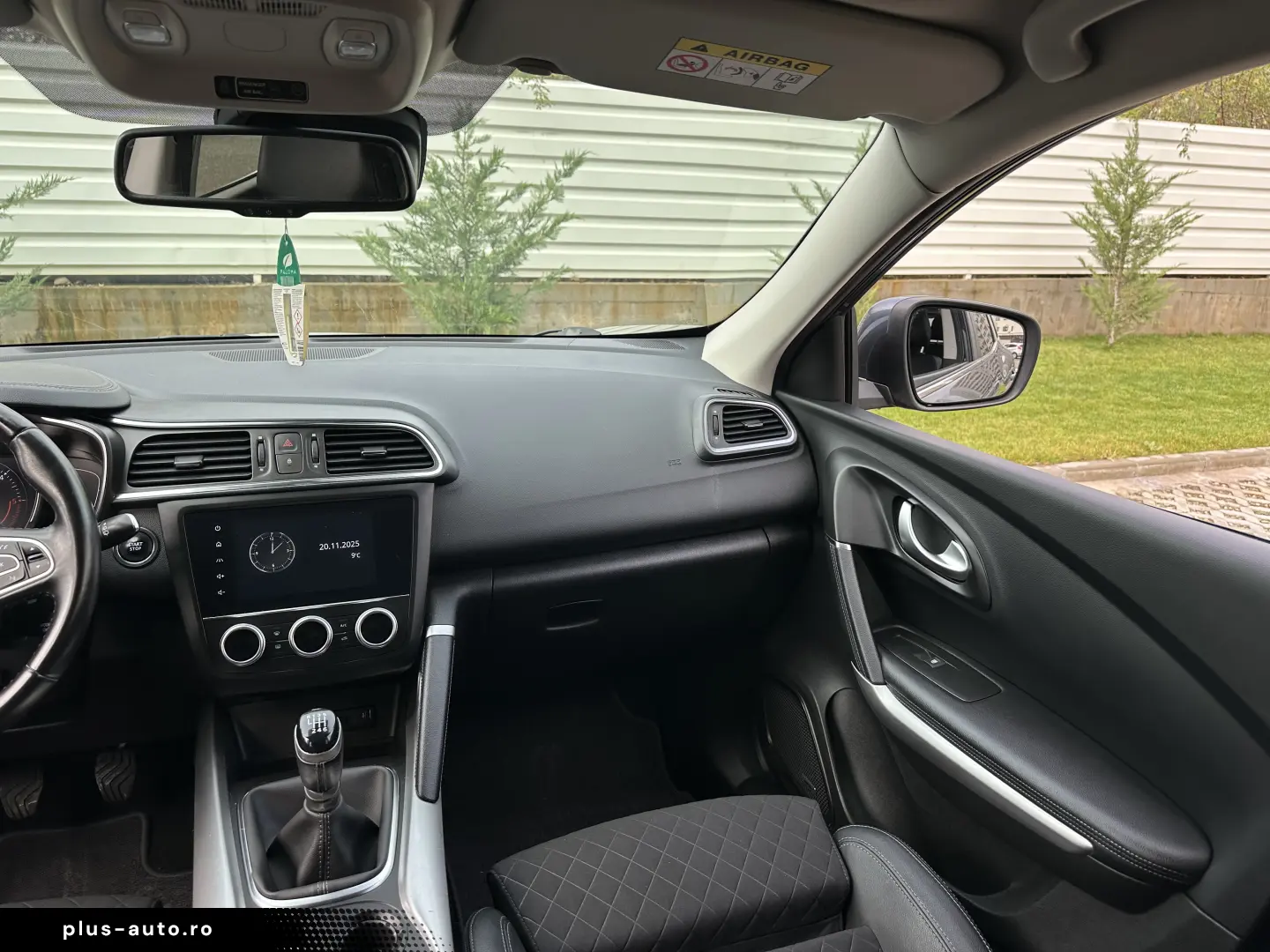 Renault Kadjar  echipare Intens  navigatie  garantie  rate