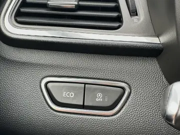 Renault Kadjar  echipare Intens  navigatie  garantie  rate