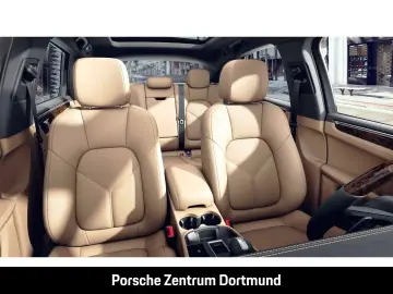 Macan BOSE Sitzbelüftung Abstandstempomat LED