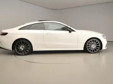 E 200 Coupé AMG Line Widescreen   Pano   kamera