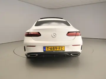 E 200 Coupé AMG Line Widescreen   Pano   kamera