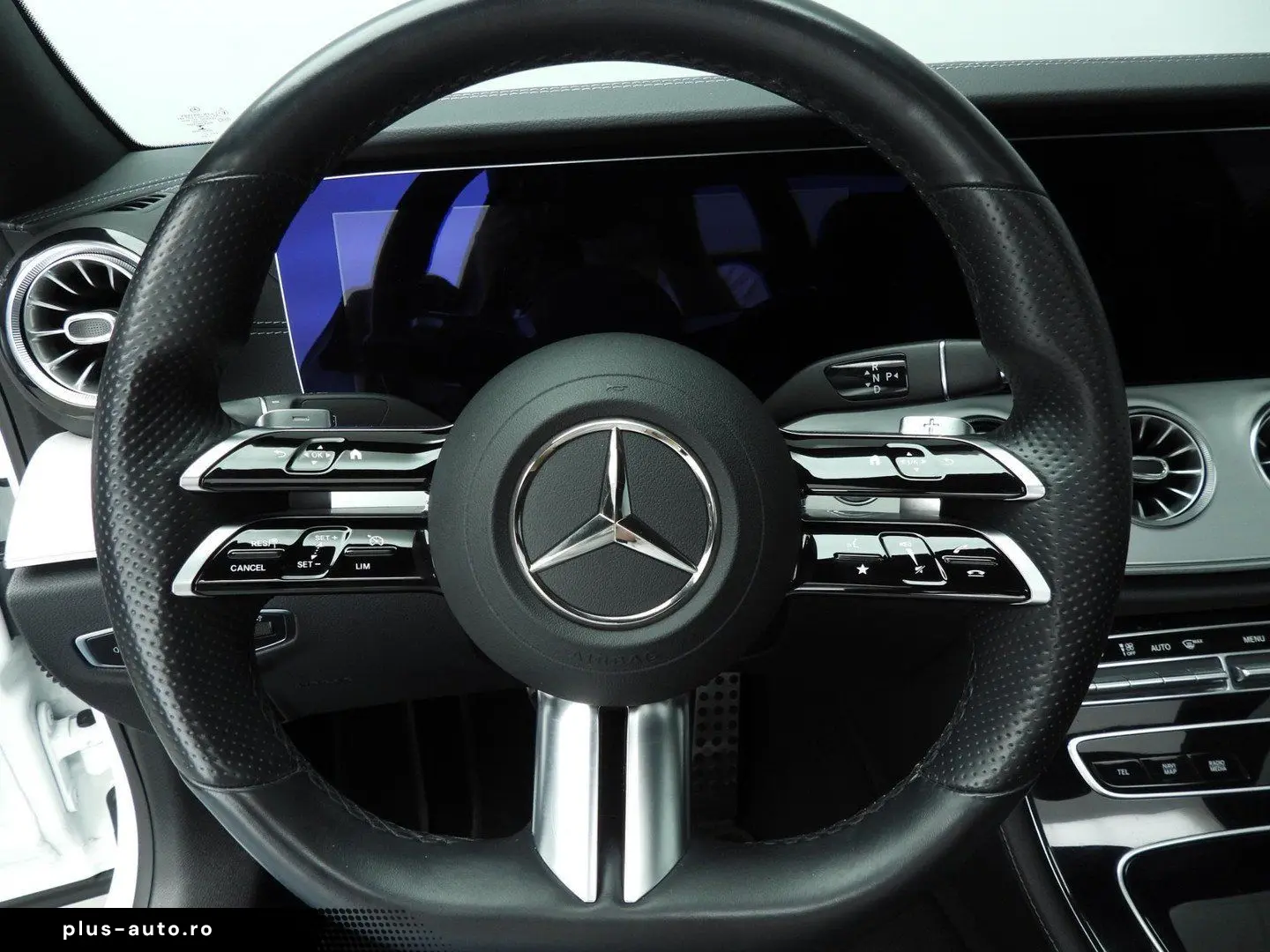 E 200 Coupé AMG Line Widescreen   Pano   kamera