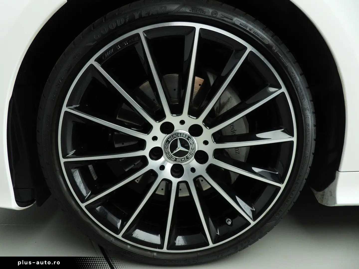 E 200 Coupé AMG Line Widescreen   Pano   kamera