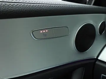 E 200 Coupé AMG Line Widescreen   Pano   kamera