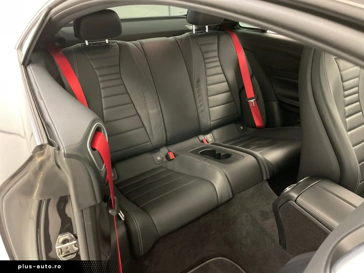 E 300d AMG Line 4Matic Coupe Burmester Wide 360