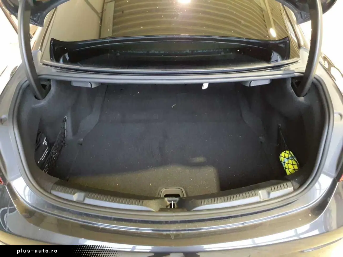 E 300d AMG Line 4Matic Coupe Burmester Wide 360