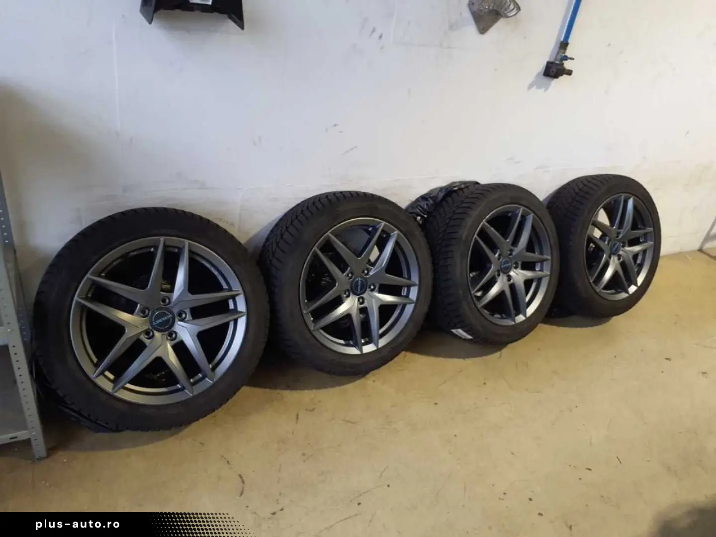 E 300d AMG Line 4Matic Coupe Burmester Wide 360