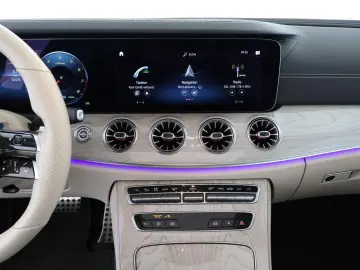 E 300 Coupé AMG Pano Burmester Leder beige HUD