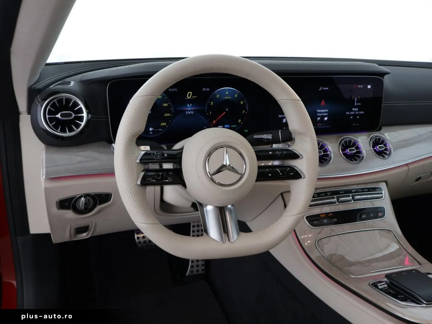 E 300 Coupé AMG Pano Burmester Leder beige HUD