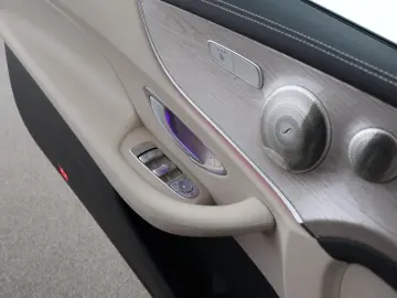 E 300 Coupé AMG Pano Burmester Leder beige HUD