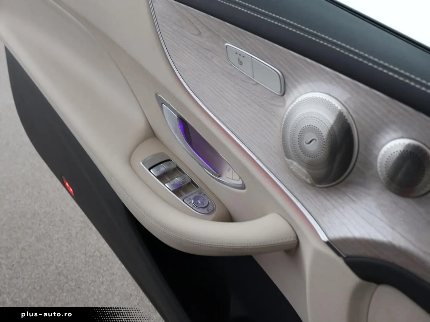 E 300 Coupé AMG Pano Burmester Leder beige HUD