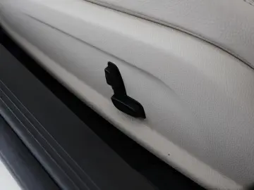 E 300 Coupé AMG Pano Burmester Leder beige HUD