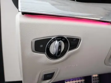 E 300 Coupé AMG Pano Burmester Leder beige HUD