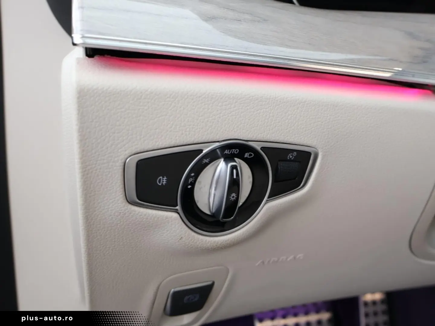 E 300 Coupé AMG Pano Burmester Leder beige HUD