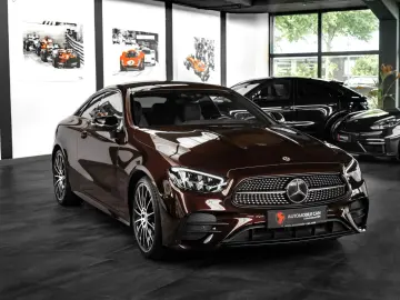 E 450 4M COUPÉ #AMG LINE #RUBELLITROT #1.HAND