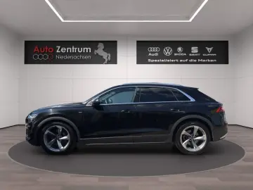 Q8 55 TFSI S-line Bang OL CarPlay AHK PANO Stand