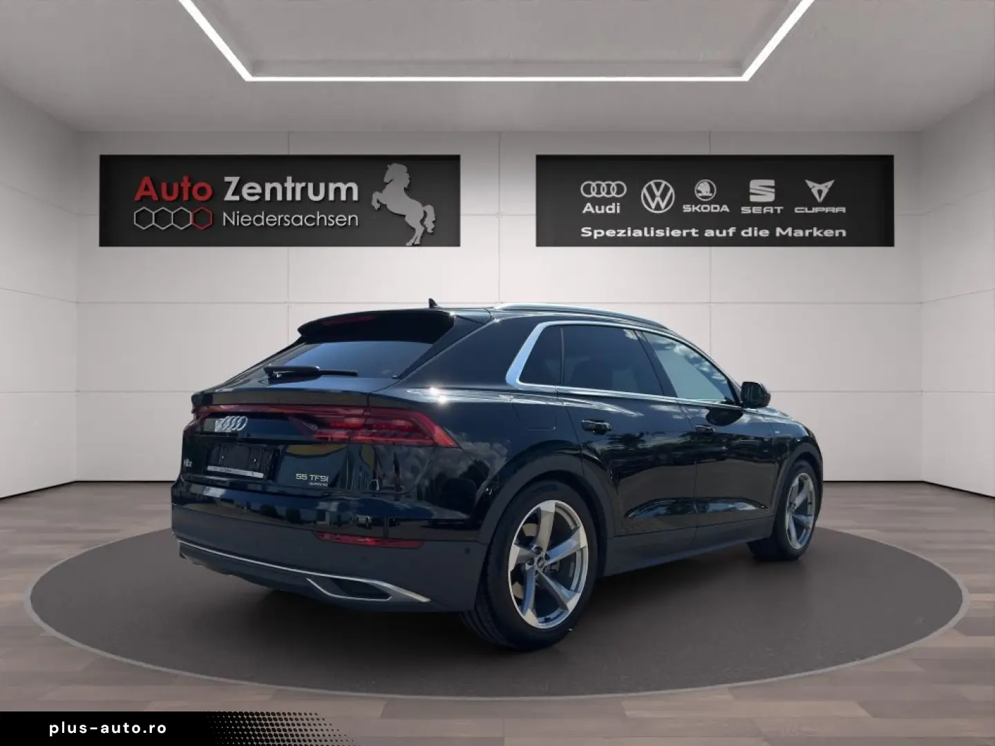 Q8 55 TFSI S-line Bang OL CarPlay AHK PANO Stand