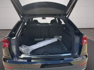 Q8 55 TFSI S-line Bang OL CarPlay AHK PANO Stand