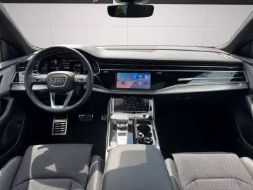 Q8 55 TFSI S-line Bang OL CarPlay AHK PANO Stand