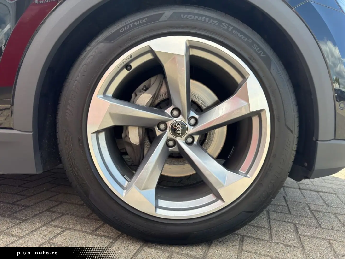 Q8 55 TFSI S-line Bang OL CarPlay AHK PANO Stand