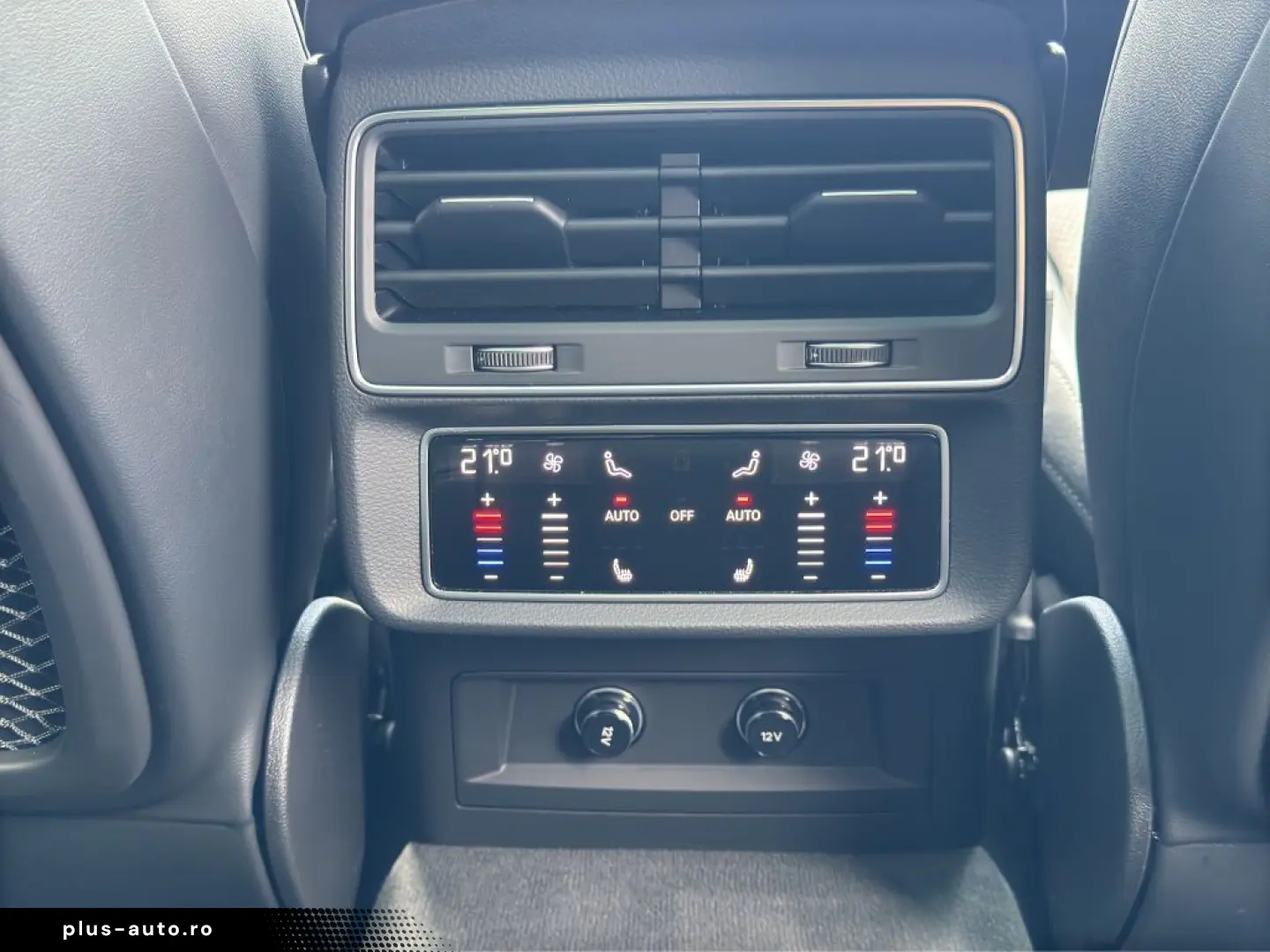 Q8 55 TFSI S-line Bang OL CarPlay AHK PANO Stand