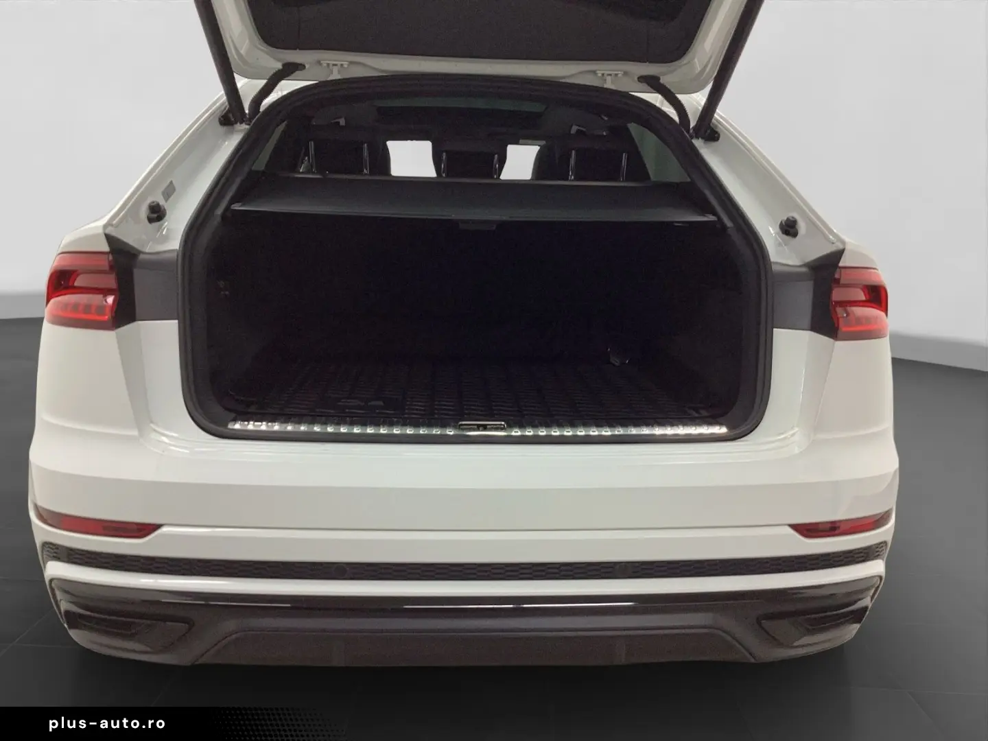 Q8 55 TFSIe Q B&O OPS PANO LM21