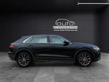 Q8 quattro Navigation SitzHZ Apple