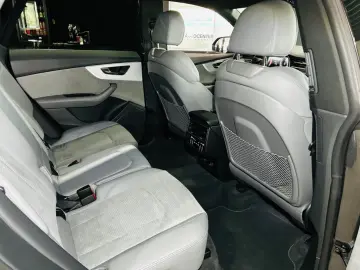Q8 50 TDI quattro  S line Sport   Plus Matrix