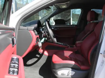 Macan GTS Standheizung Luftfederung