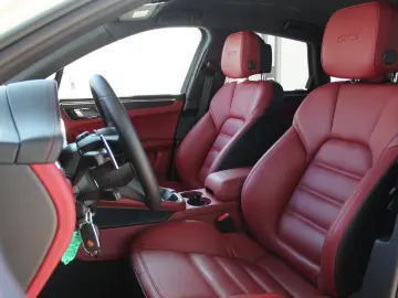 Macan GTS Standheizung Luftfederung