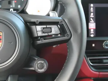 Macan GTS Standheizung Luftfederung