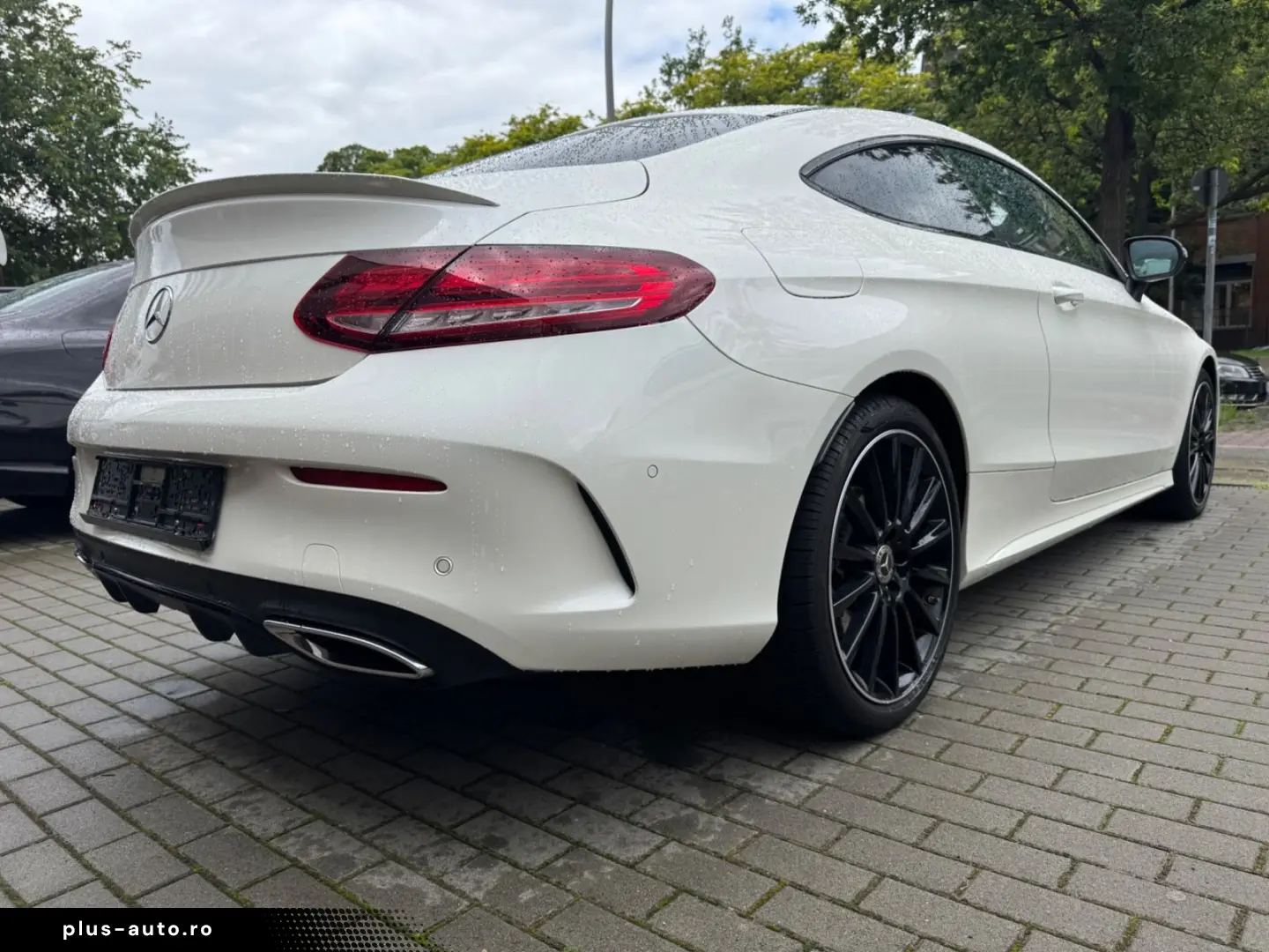 C 300 Coupe  d 4Matic  AMG-PANO
