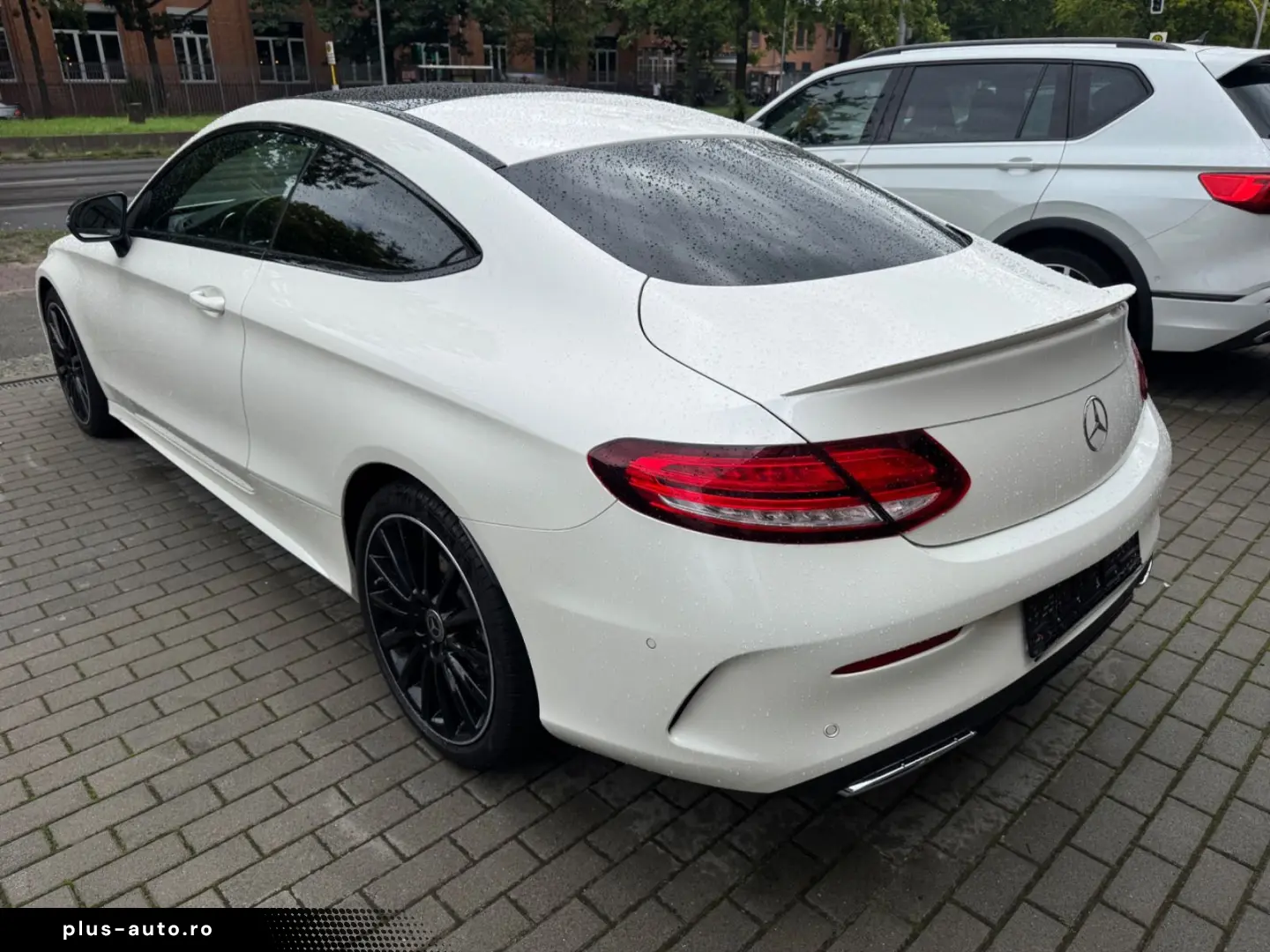 C 300 Coupe  d 4Matic  AMG-PANO