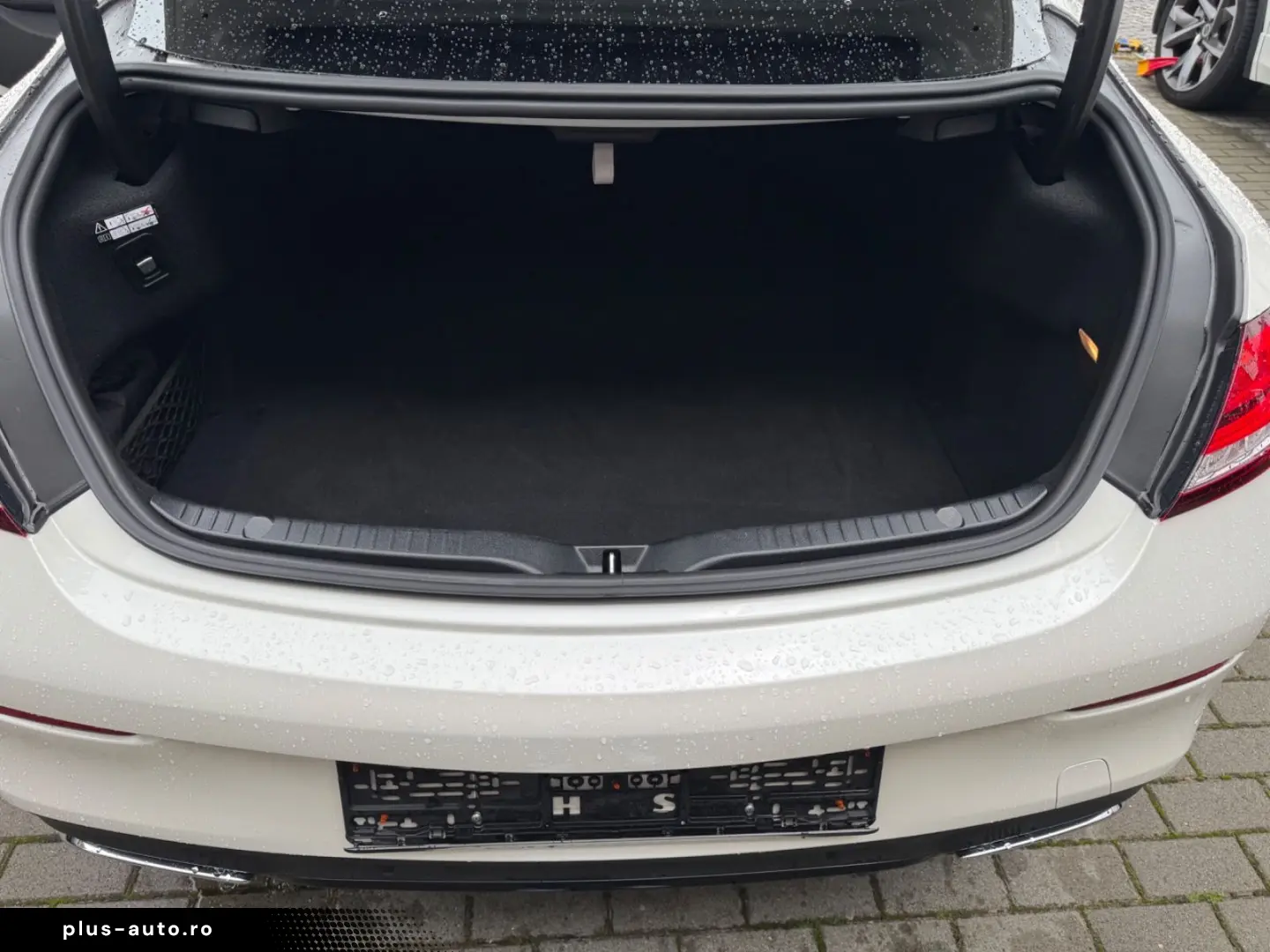 C 300 Coupe  d 4Matic  AMG-PANO