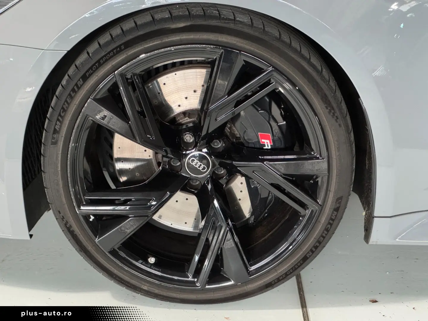 RS6 Avant 4.0TFSI Quattro Luft B&O Miltek Sport