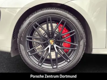 Macan GTS BOSE Luftfederung Rückfahrkamera LED