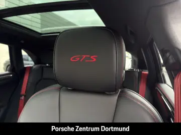 Macan GTS BOSE Luftfederung Rückfahrkamera LED