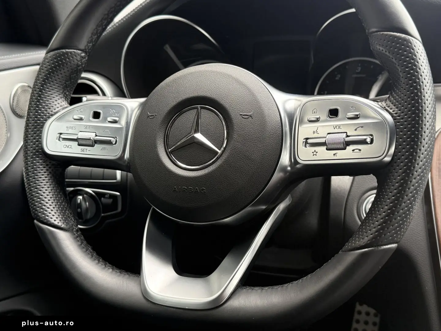 C 300 D Coupe AMG LED Distronic Comand Burmester