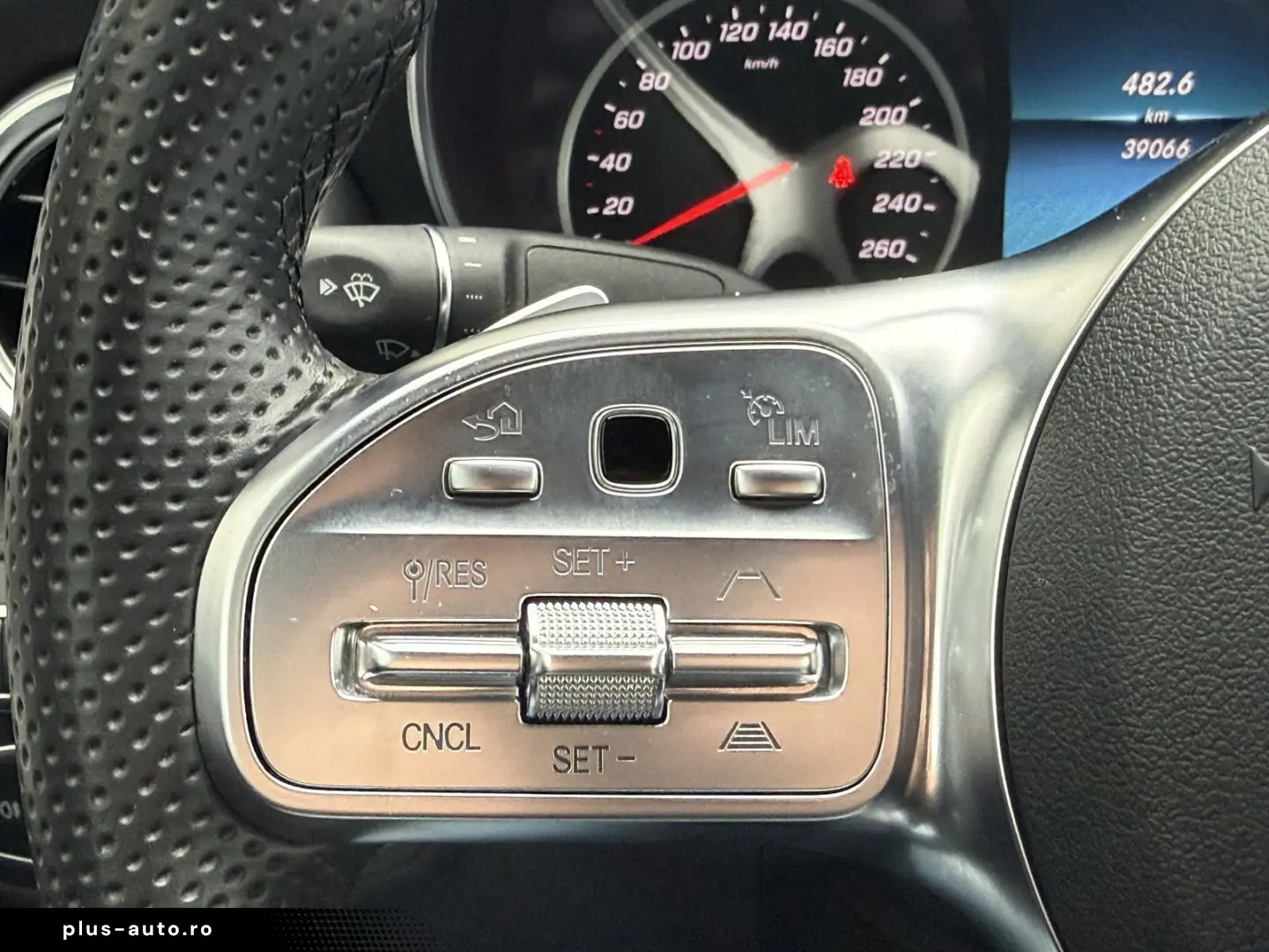 C 300 D Coupe AMG LED Distronic Comand Burmester