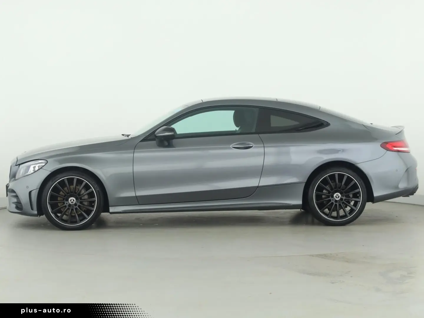 C 220 d 4M Coupé  AMG Multibeam Burmester Pano