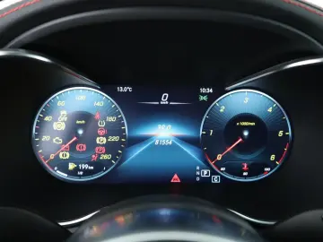 C 220 d 4M Coupé  AMG Multibeam Burmester Pano