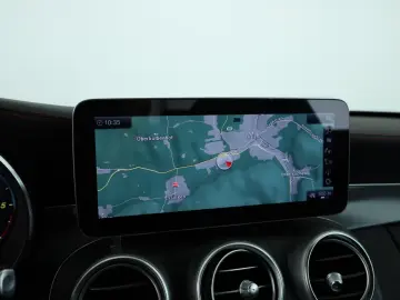 C 220 d 4M Coupé  AMG Multibeam Burmester Pano