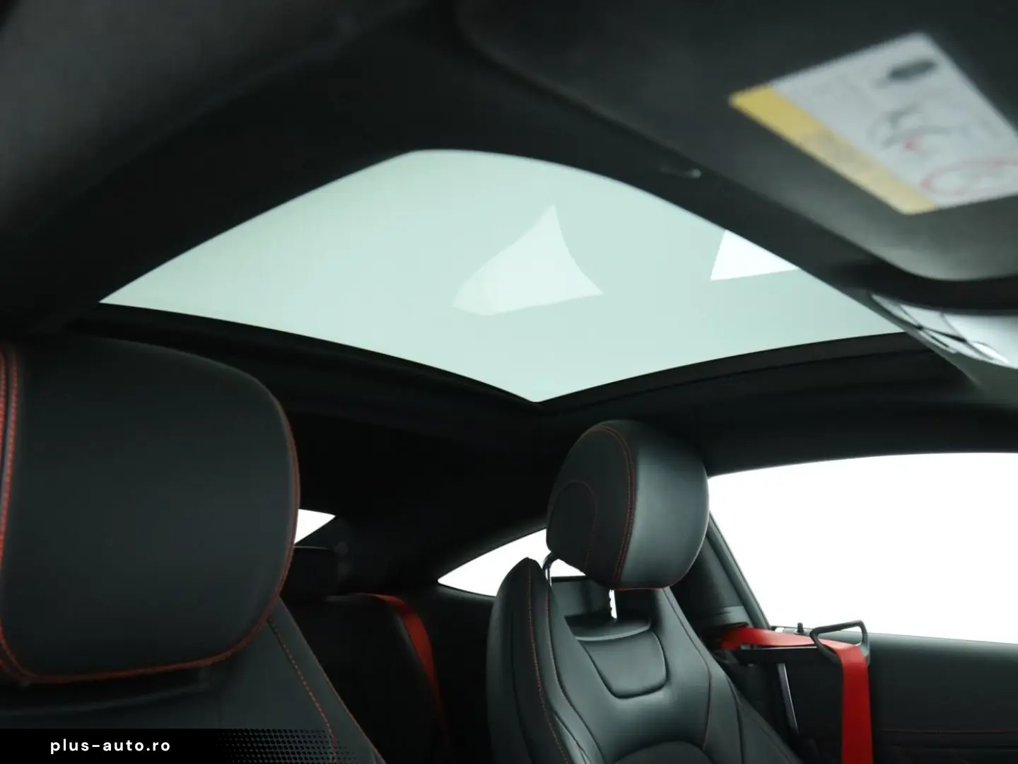 C 220 d 4M Coupé  AMG Multibeam Burmester Pano