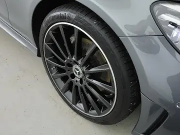 C 220 d 4M Coupé  AMG Multibeam Burmester Pano