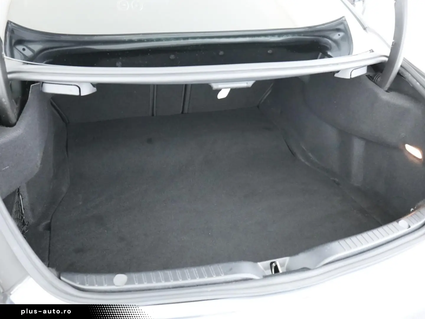 C 220 d 4M Coupé  AMG Multibeam Burmester Pano