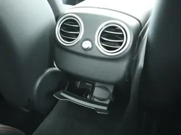 C 220 d 4M Coupé  AMG Multibeam Burmester Pano