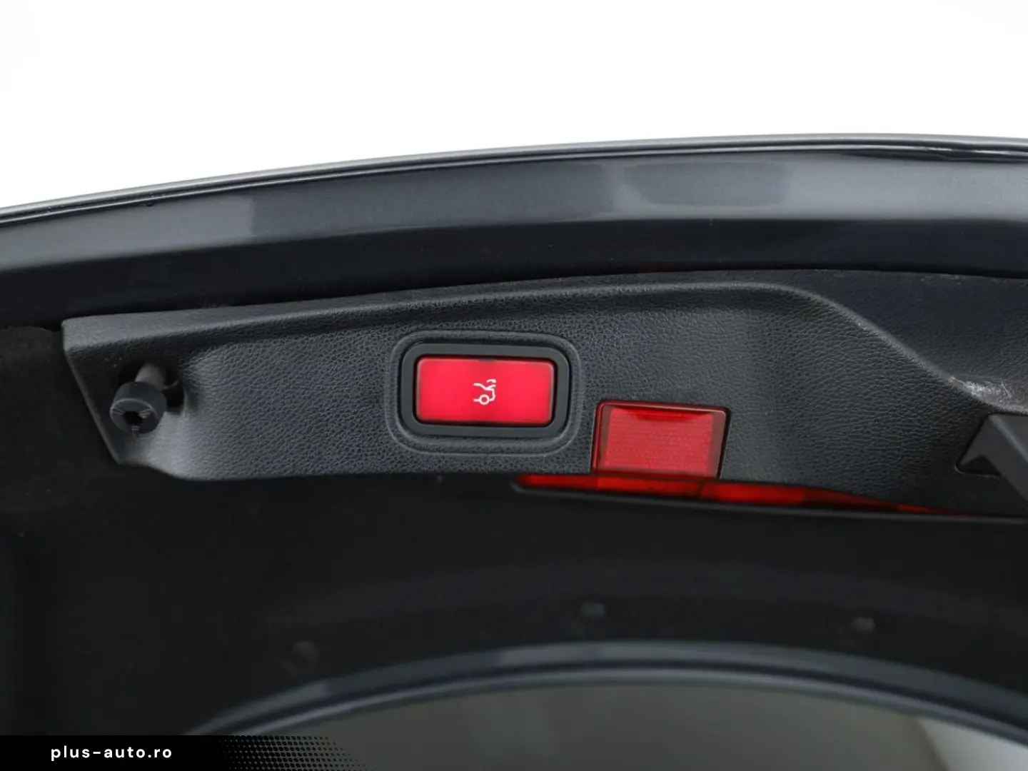 C 220 d 4M Coupé  AMG Multibeam Burmester Pano