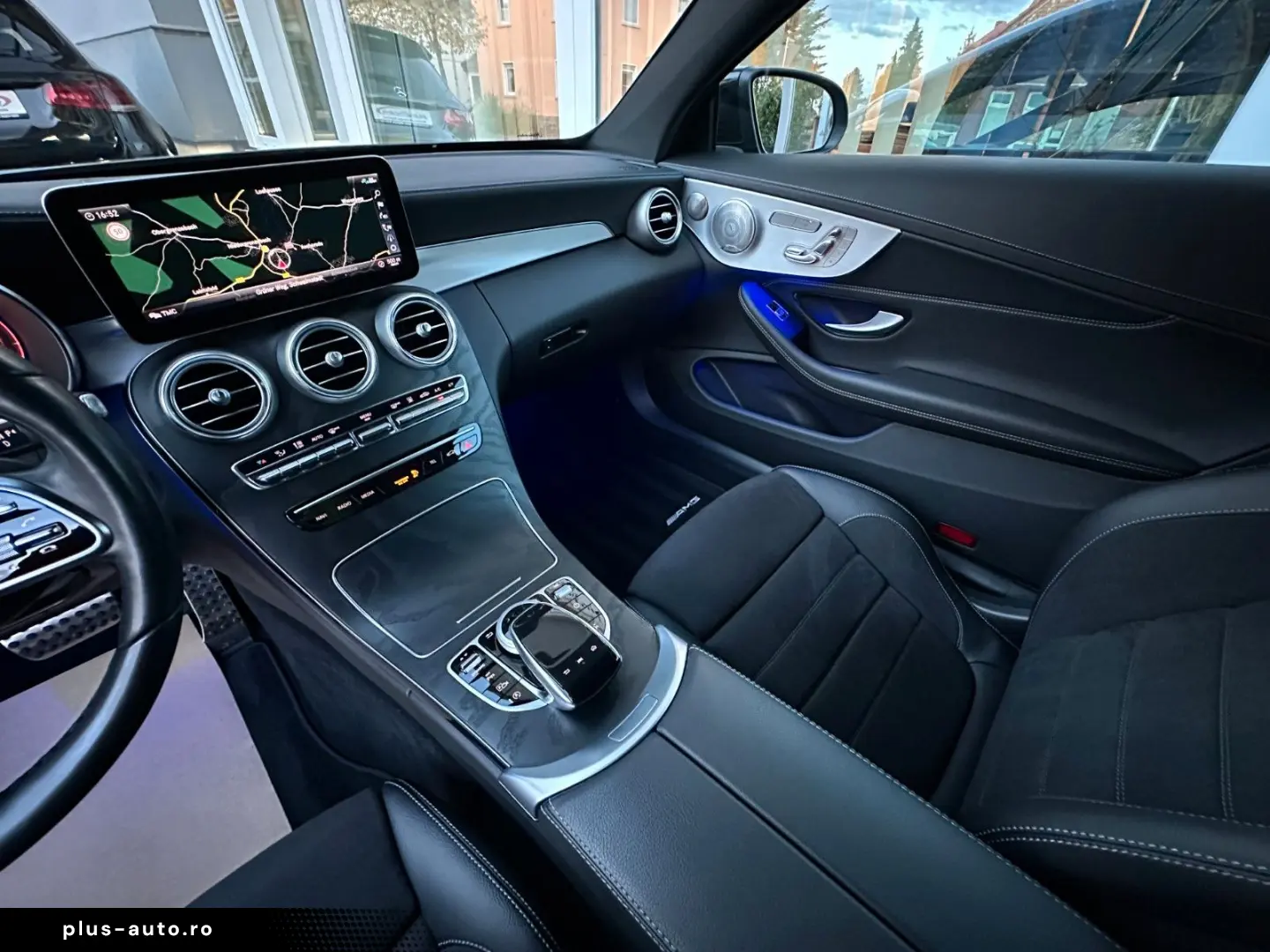 C 300 4M AMG Coupe  Night StHz AHK Sound 4xHighE